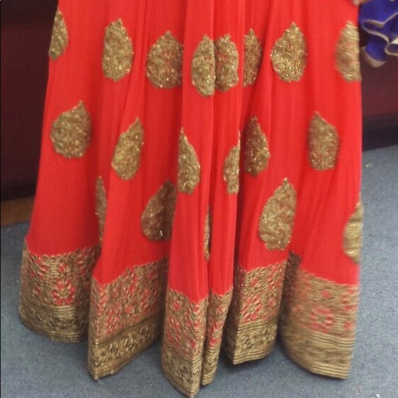 Indian Pakistani bridal Lehenga dress - Picture 4 of 13
